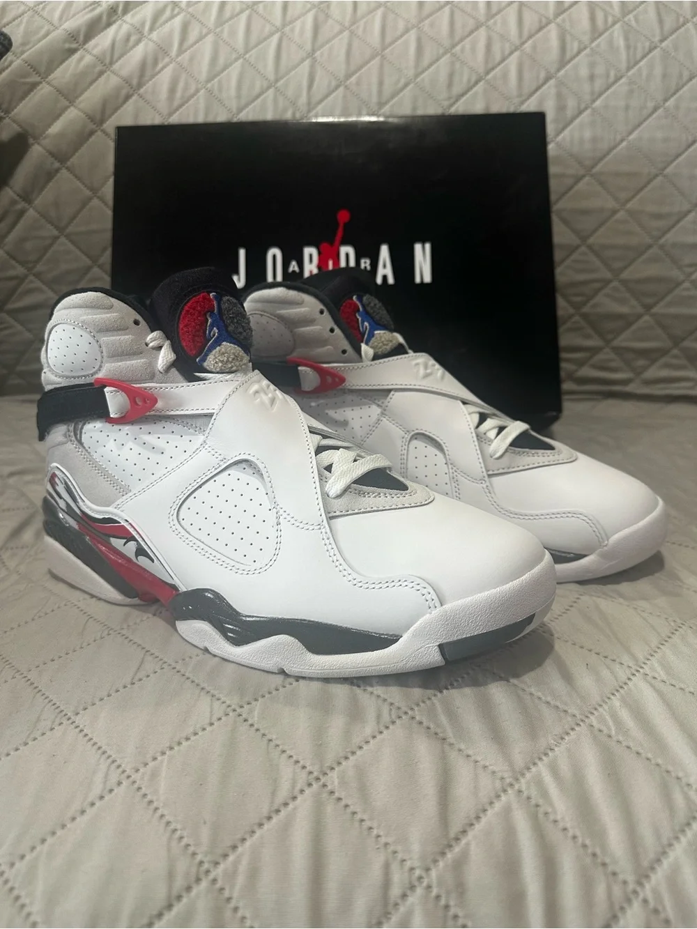 Air Jordan 8 Retro Basketball Sneakers in White/Black/Red